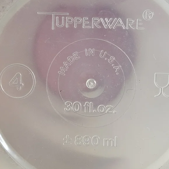 Tupperware - Picture 6 of 8